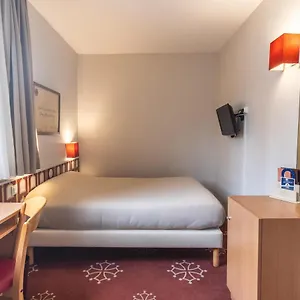 Ours Blanc - Place Victor Hugo 2*