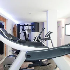Centre Hotel 3*