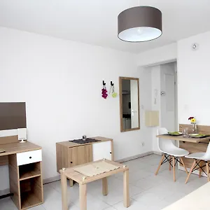 Aparthotel Suiteasy Thales *