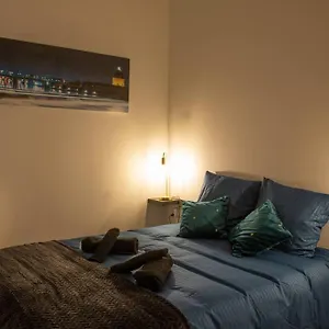 Appartement Superbe T2 Au Coeur De Lalande+parking Prive *