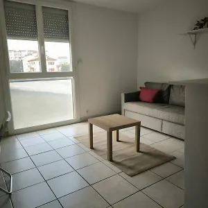 Apartment Grd Rue Saint-michel - - Ci - Cozy Nest St Michel *