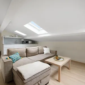 Apartment Ideally Located Saint Georges Hypercentre
